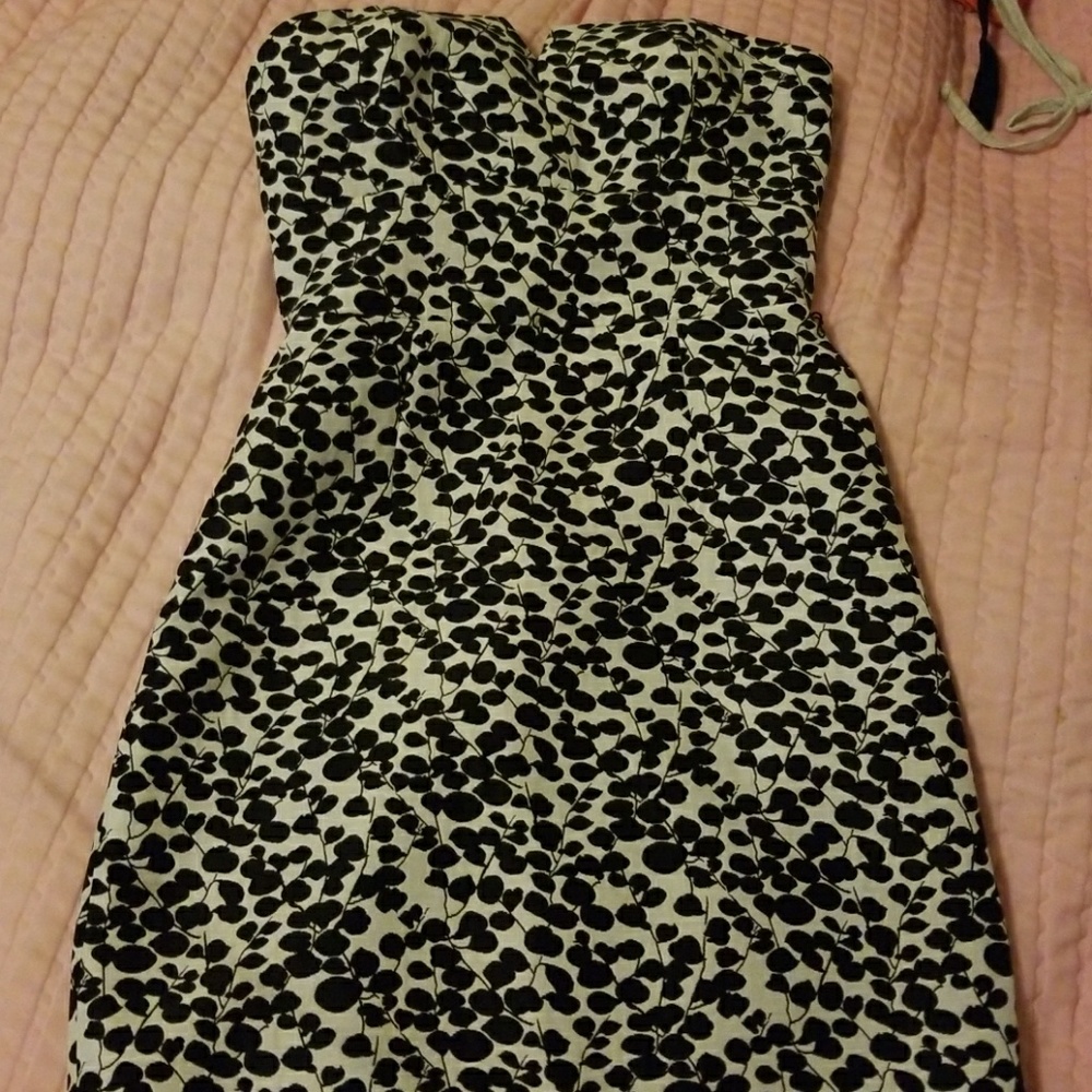 Strapless dress